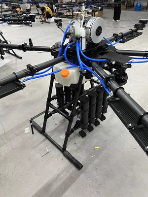 Τέσσερις άξονες 4 ρότορες UAV FOC Drive 3090 Πλαστικός προπέλας Δρόνος με αυτοαποσυρόμενο ρόλο σωλήνα Ρολί καλωδίου