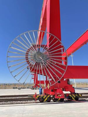 Βαρέως τύπου καρούλι καλωδίου γερανού που παρέχει σταθερές δυνατότητες τύλιξης και ξετυλίγματος καλωδίου, ιδανικό για συστήματα γερανών οροφής.